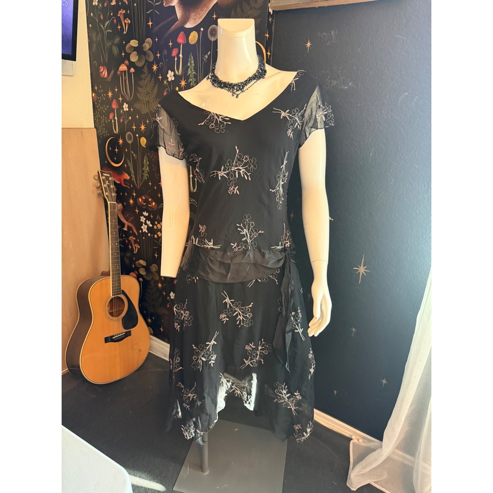 Jonathan Martin Studio Black Silk Floral Embroidered Handkerchief Hem Dress 10